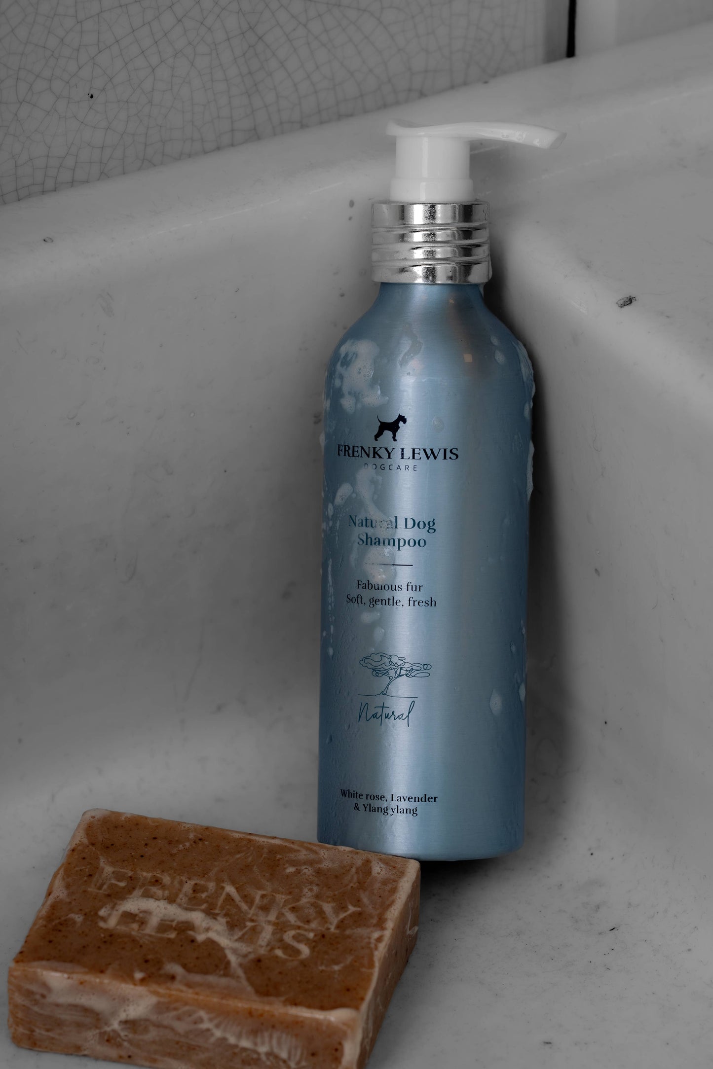 Shampoing naturel pour chien 200 ml - Rose blanche, Lavande, Ylang Ylang
