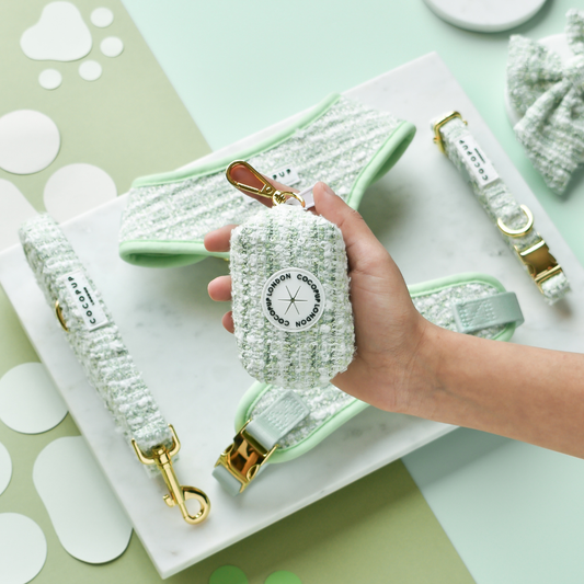 Porta bolsas para excrementos de tweed con textura de matcha